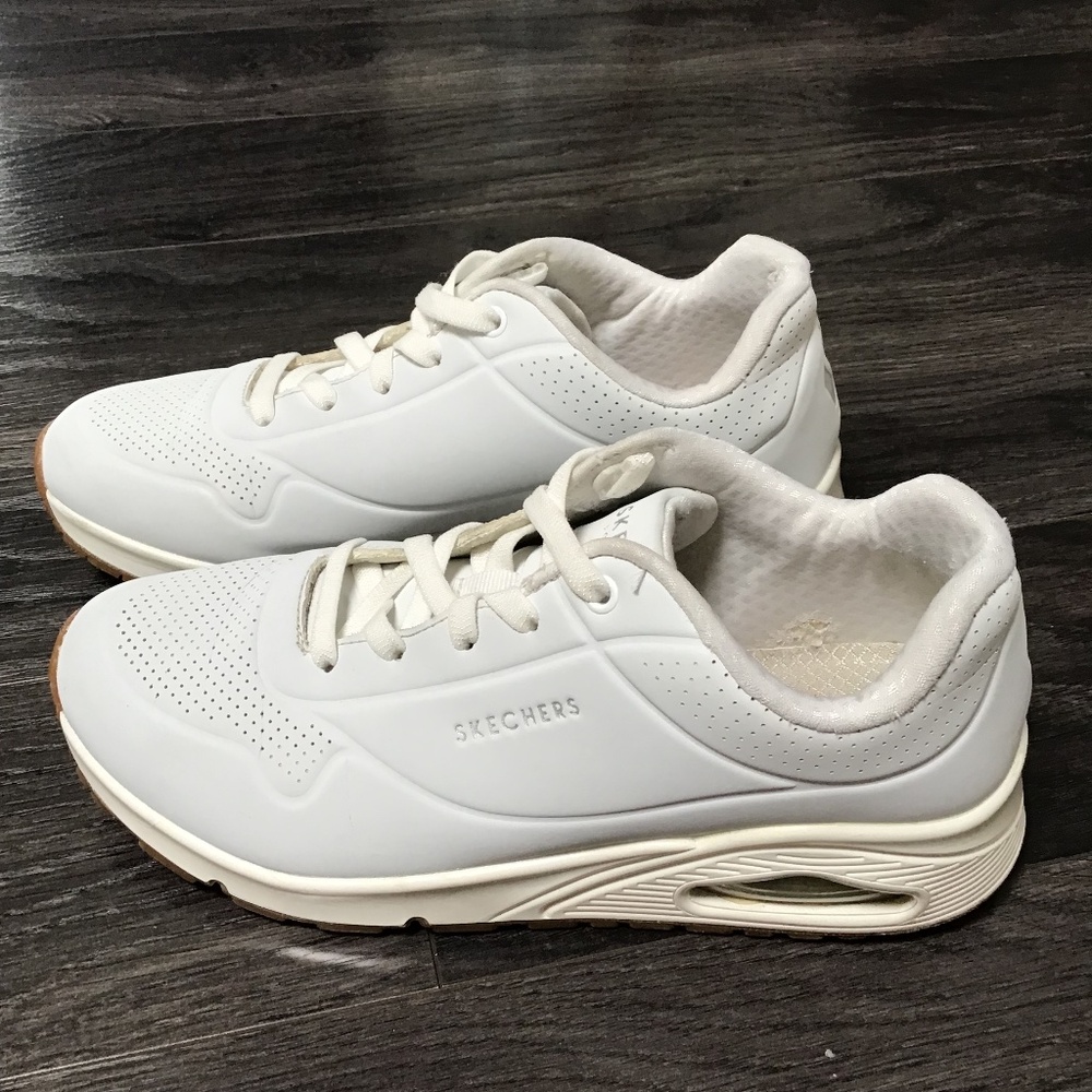 Skechers women’s Uno stand on-air, size 8